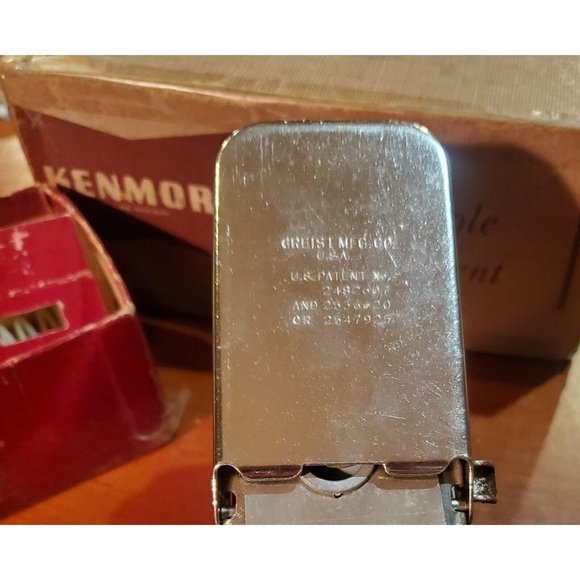 Kenmore Buttonholer Vintage Sewing Machine Attachment Kit - Picture 4 of 6